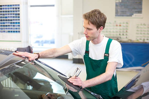 Auto Glass Repair Laguna Niguel, CA - Trusted Windshield Repair & Replacement with Lake Forest Car Glass